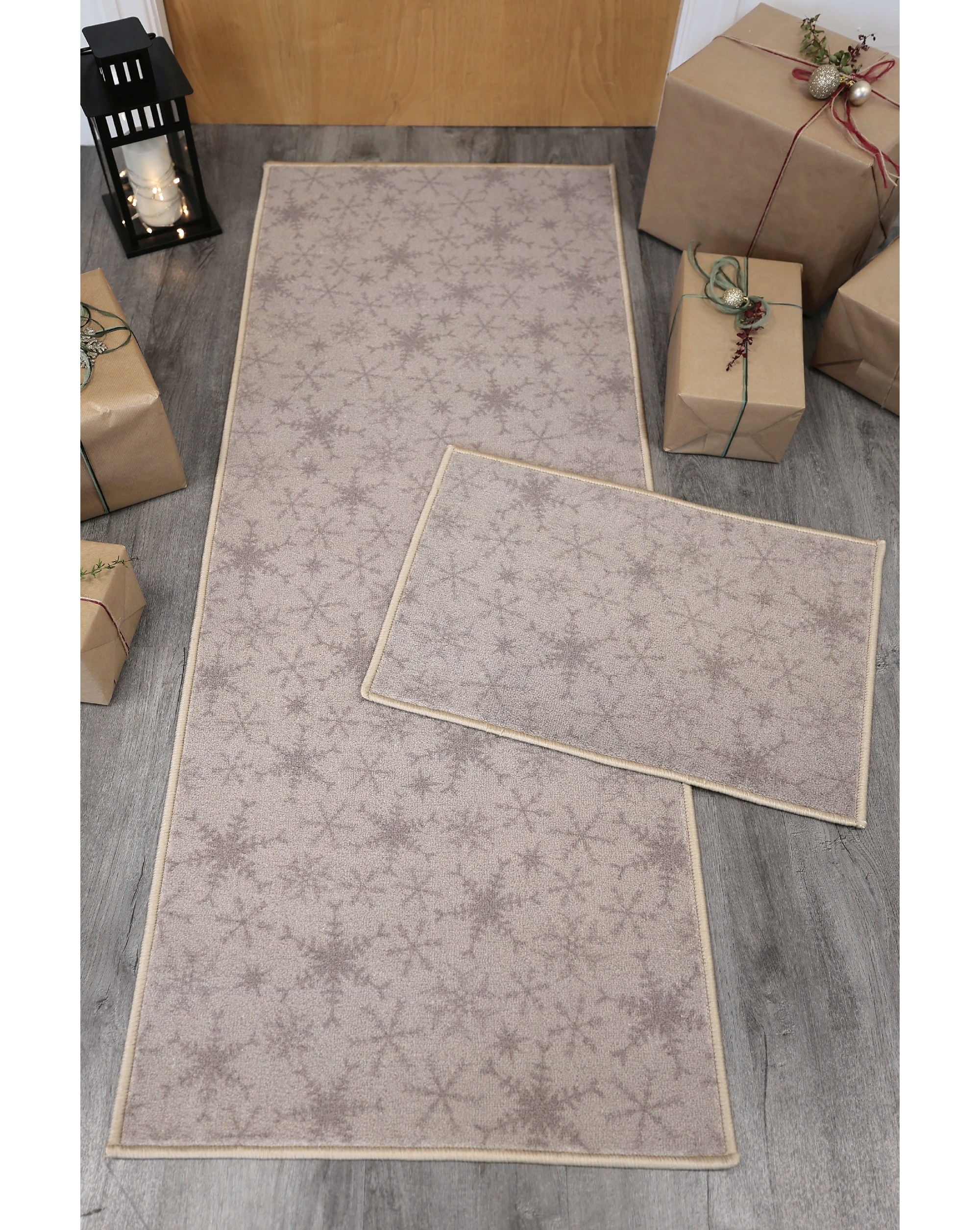 Snow Flake Christmas Runner and Mat Pack